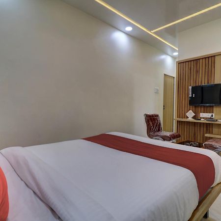Victory Inn Turambhe Екстериор снимка