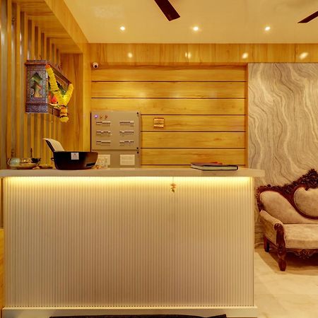 Victory Inn Turambhe Екстериор снимка