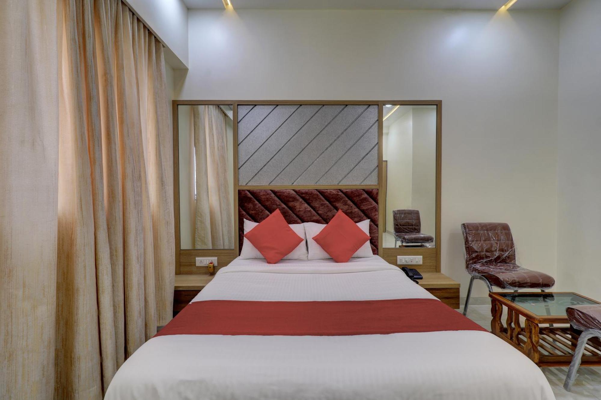 Victory Inn Turambhe Екстериор снимка