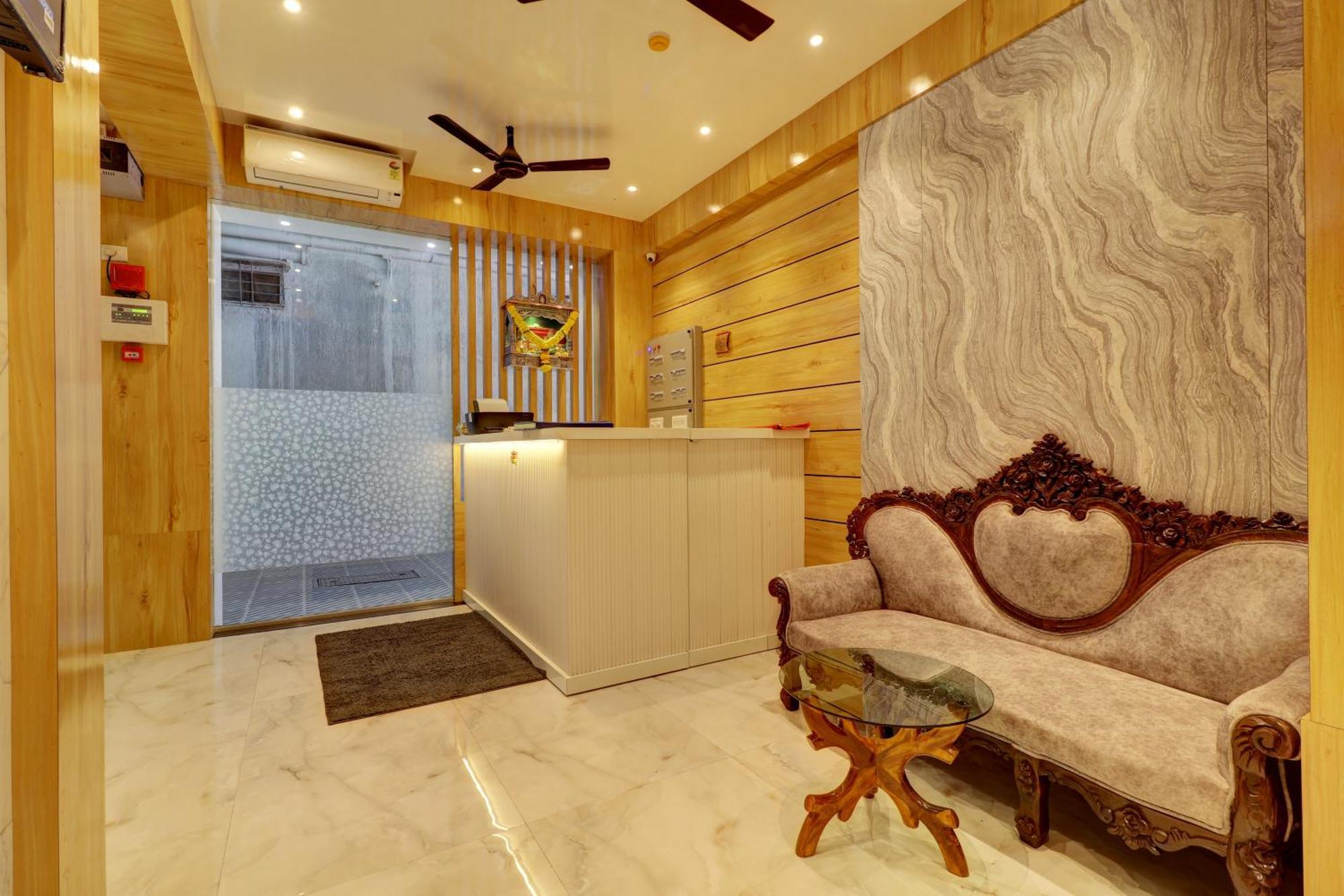 Victory Inn Turambhe Екстериор снимка